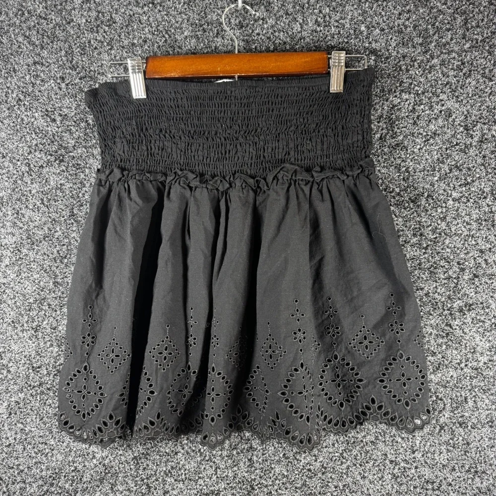 Zara Black Smocked Eyelet Mini Skirt Scalloped Hem Boho Summer Womens Medium